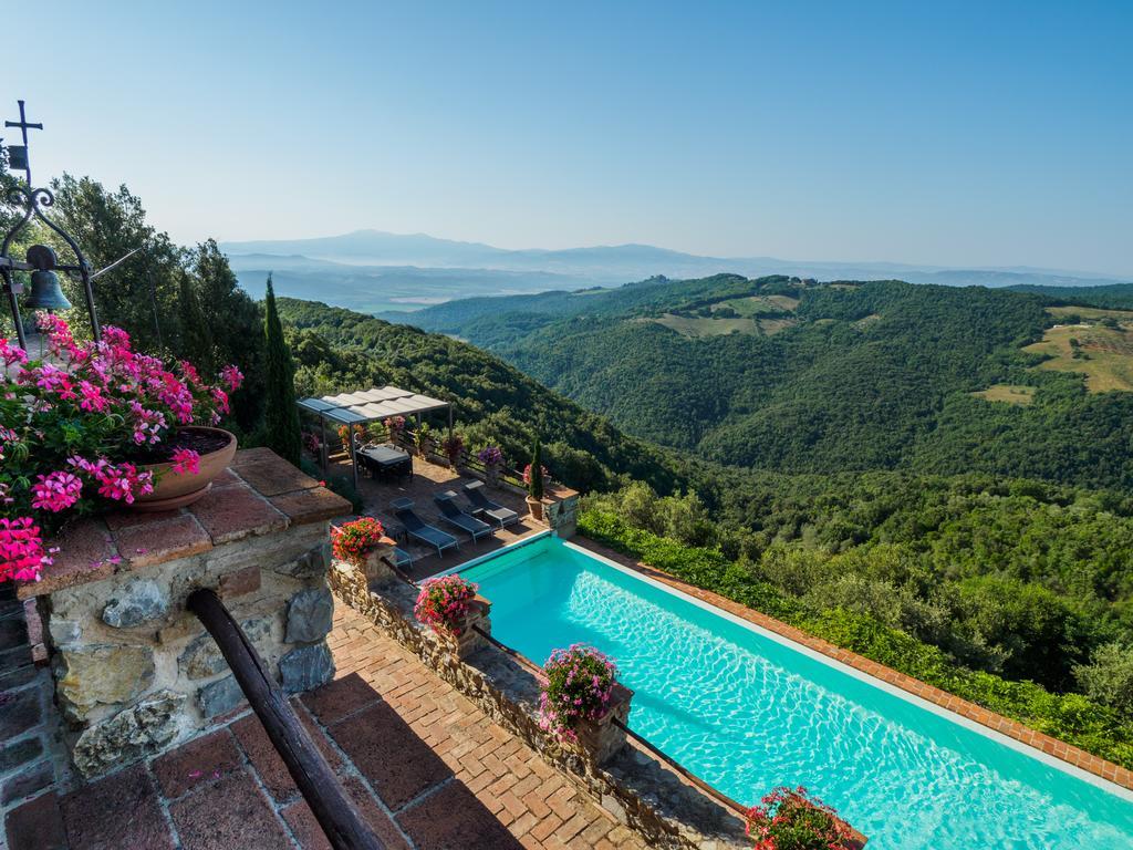 Poggio Alla Rocca 로까스트라다 외부 사진